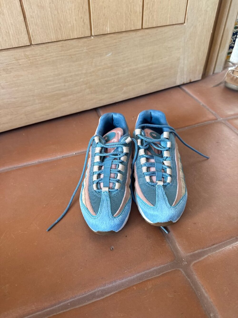 Nike Air Max 95 LX Smokey Blue Pony Hair AA1103-002 5.5